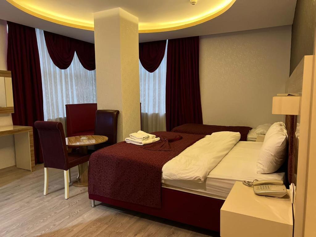 Grand Ezel Hotel Μερσίνη Εξωτερικό φωτογραφία