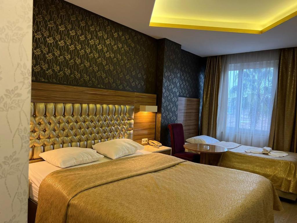 Grand Ezel Hotel Μερσίνη Εξωτερικό φωτογραφία
